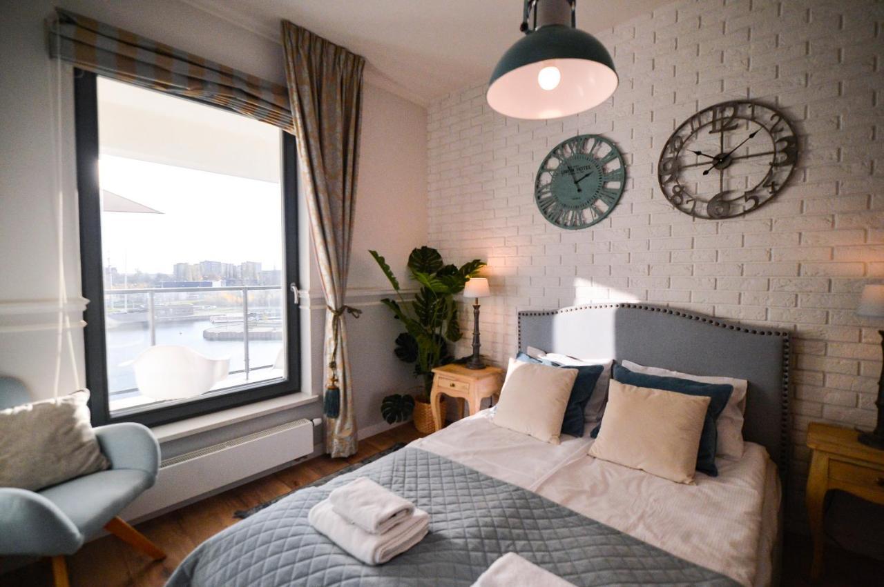Citystay Brabank Apartament Nad Motlawa Danzica Esterno foto