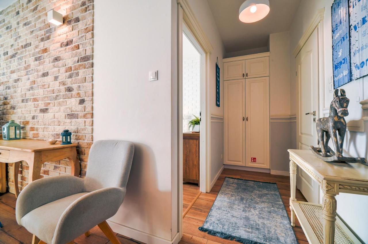Citystay Brabank Apartament Nad Motlawa Danzica Esterno foto